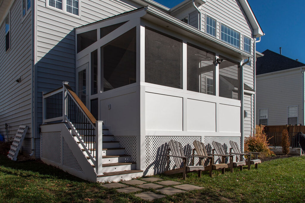 Screened-in Porch Exterior